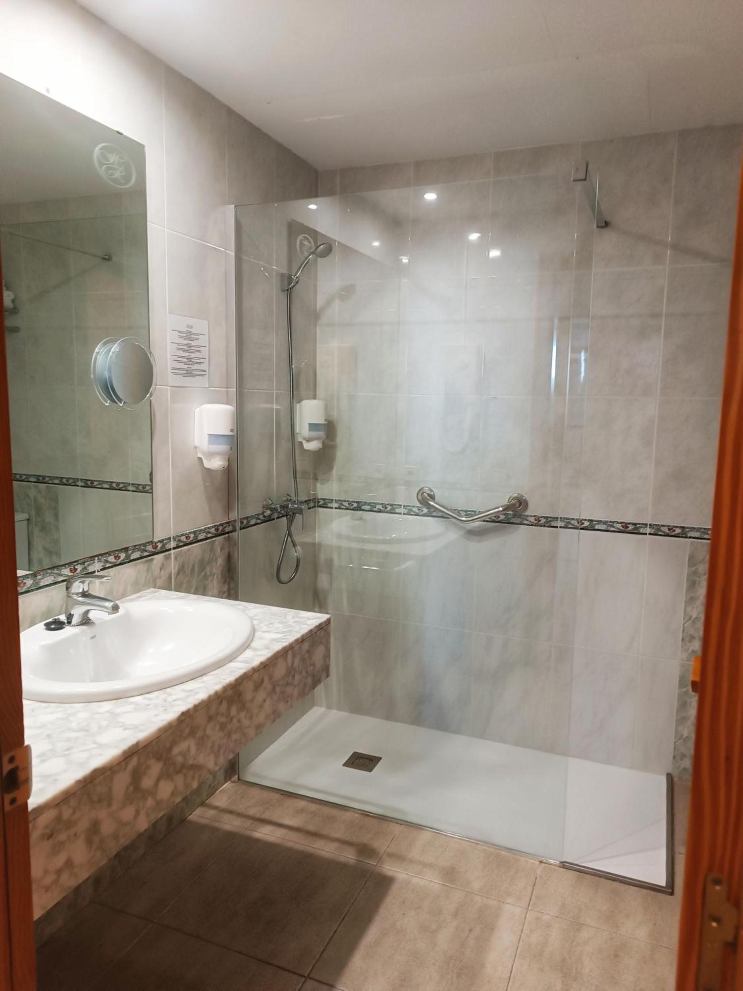 Hotel Rosi Беникарло Экстерьер фото